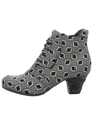 Stiefelette in schwarz