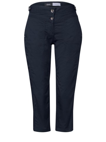 Cecil Capri in universal blue