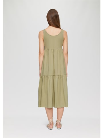 QS Kleid in 7282_helles olivgrün