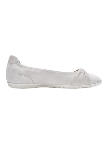 Tamaris Ballerinas in Ivory