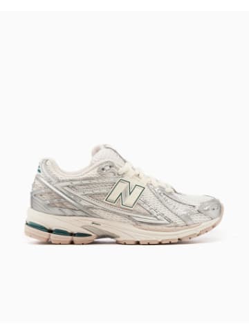 New Balance Sneaker 1906 in Grau