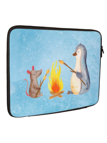 Mr. & Mrs. Panda Notebook Tasche Pinguin Lagerfeuer ohne Spruch in Eisblau