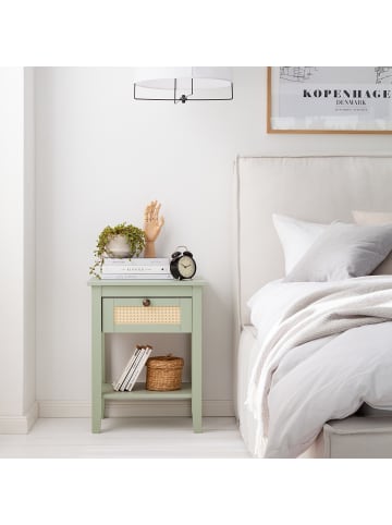home24 Nachttisch Belleria in Olivgrün