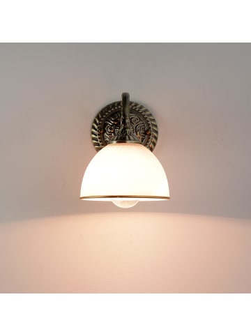 Licht-Erlebnisse Wandlampe (B)16 x (H)20 cm in Messing Weiß