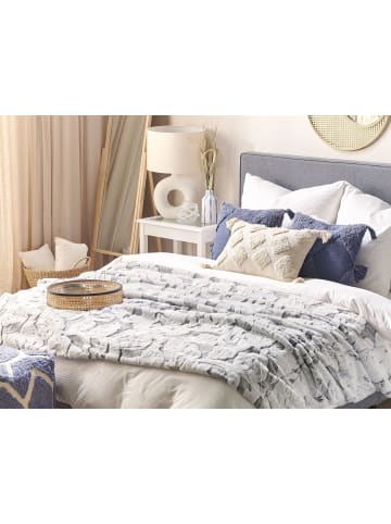 Beliani Kuscheldecke KOSI in Grau - (W) 150 x (H) 1 x (L) 200 cm