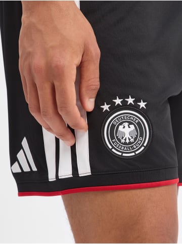 adidas Originals Shorts in schwarz weiß - 0001