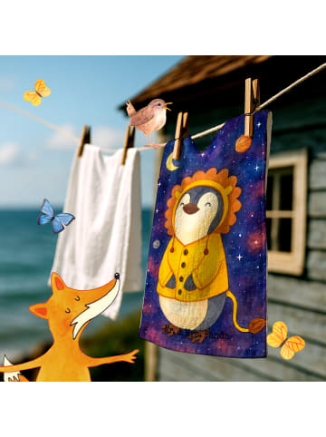 Mr. & Mrs. Panda Gästehandtuch Löwe Astrologie Design ohne Spruch in Weiß