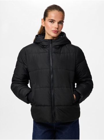 Pieces Wattierte Jacke in Black