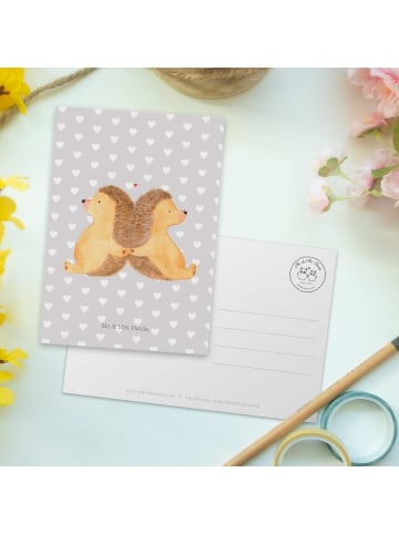 Mr. & Mrs. Panda Ansichtskarte Igel händchenhaltend ohne Spruch in Grau Pastell