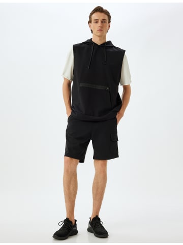 KOTON KURZHOSEN in Schwarz