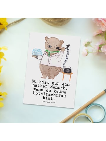 Mr. & Mrs. Panda Postkarte Hotelfachfrau Herz mit Spruch in Weiß