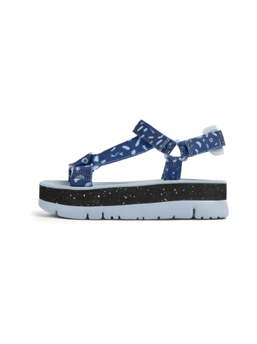 Camper Sandalen " Oruga Up " in Blau