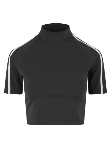 Urban Classics T-Shirts in black