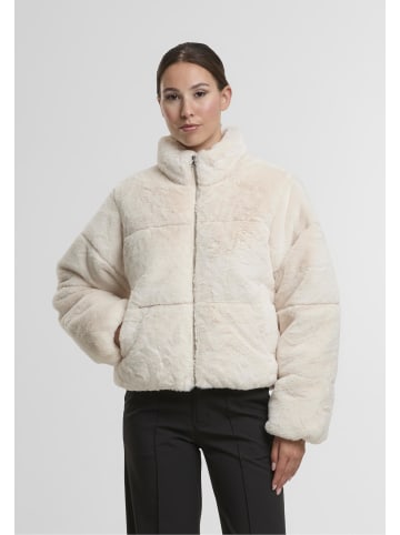 Urban Classics Urban Classics Ladies Short Faux Fur Puffer Jacket in whitesand