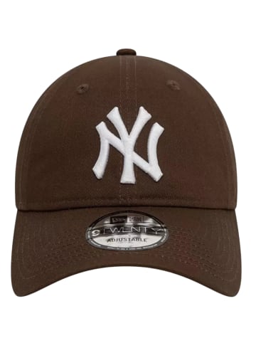 NEW ERA New Era 9TWENTY League Essentials New York Yankees Cap in Braun