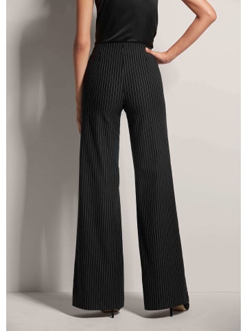 MADELEINE Schlupfhose in ausgestellter Form in schwarz / wollweiß