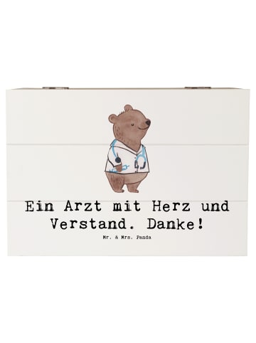 Mr. & Mrs. Panda Holzkiste Arzt mit Herz mit Spruch in Weiß