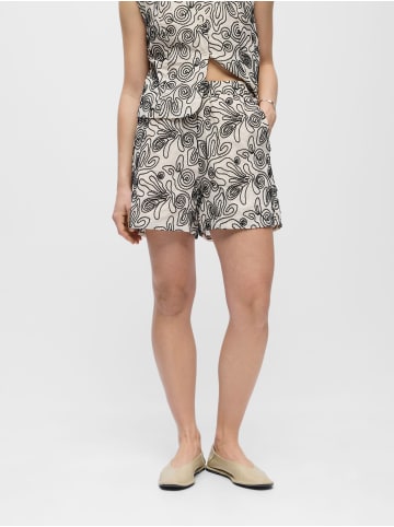 Object Shorts in Birch