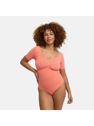 CFAB Figurformender Body mit Slip in Koralle