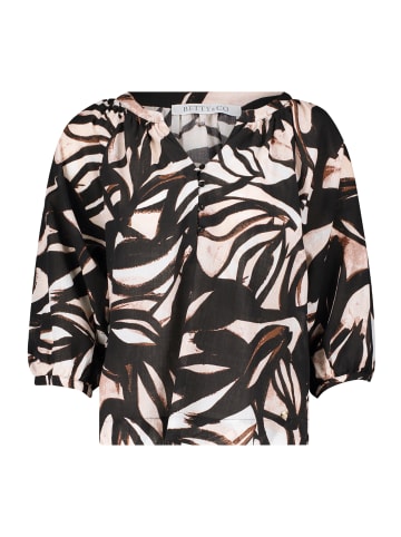 BETTY & CO Schlupfbluse mit Print in Black/Nature