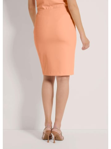 MADELEINE Schlanker Rock mit Schlitz in pfirsich