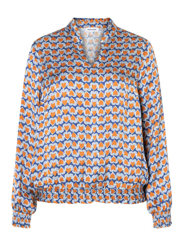 More & More verspielte, lockere Herzchenprint-Satinbluse in heart print