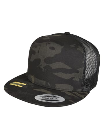  Flexfit Trucker - Multicam in black