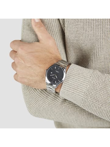 s.Oliver Armbanduhr Modern & Zeitlos in silber