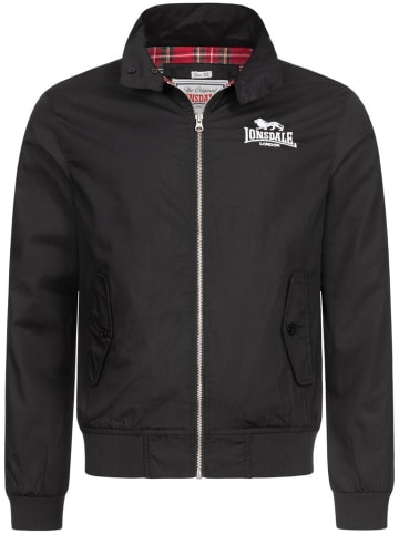 Lonsdale Winterjacke "Acton" in Schwarz