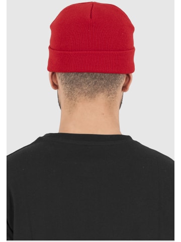  Flexfit Beanies in red