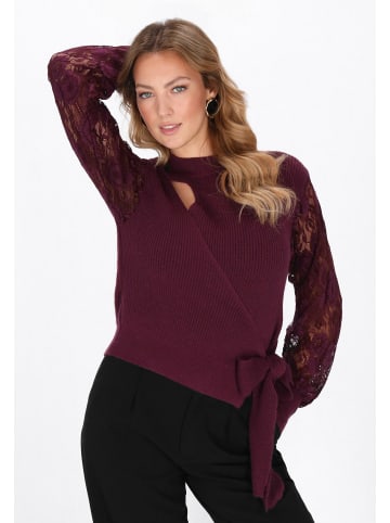 faina Women Sweater in burgundy
