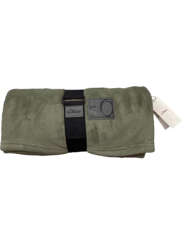 s.Oliver Wohndecke in khaki/oliv