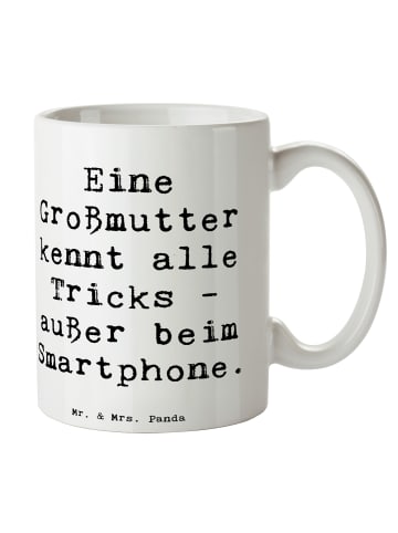Mr. & Mrs. Panda Tasse Großmutter Tricks mit Spruch in Weiß