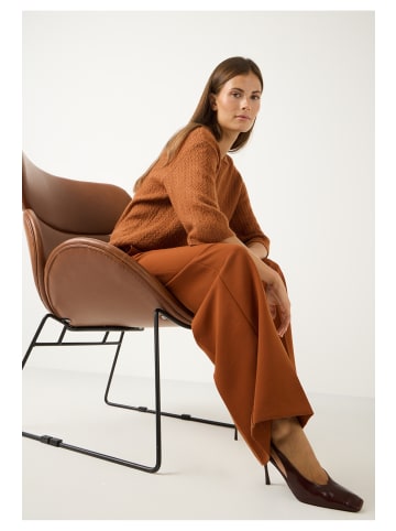 More & More stilvoller, legerer Zopfpullover in cinnamon