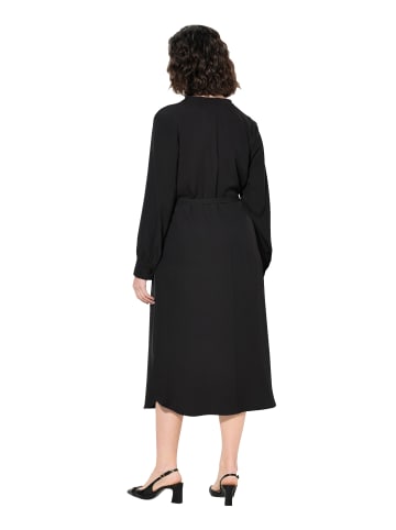 Ulla Popken Midikleid in schwarz