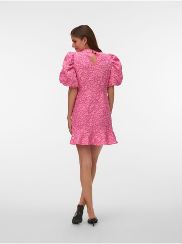 Vero Moda Kleid in Azalea Pink