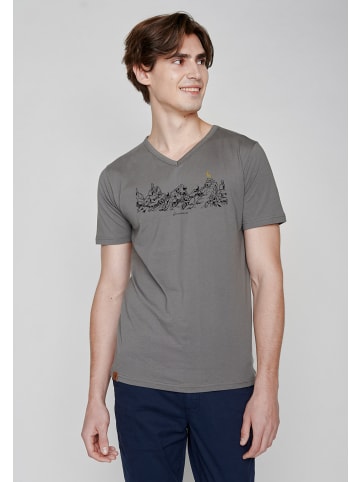 GreenBomb Peak Nature Goats Family in Schattengrau