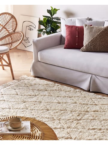 Beliani Kurzflor SILCHAR in Beige - (W) 140 x (H) 1.5 x (L) 200 cm