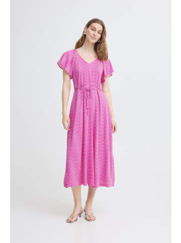 ICHI Freizeitkleid IHAYA Relaxed fit in PINK/WHITE GRAPHIC SCALLOP