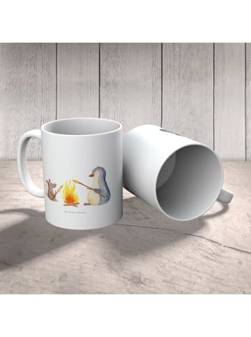 Mr. & Mrs. Panda Plastikbecher Pinguin Lagerfeuer ohne Spruch in Weiß