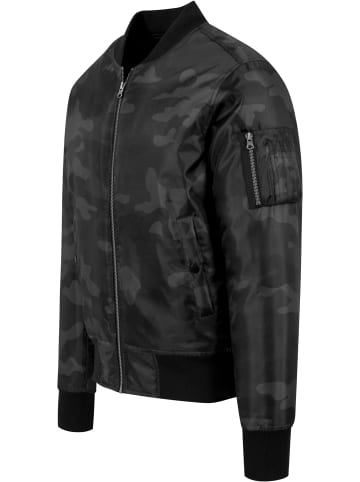 Urban Classics Bomberjacken in dark camo