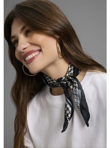 Laura Scott Nickituch in hellbraun-schwarz