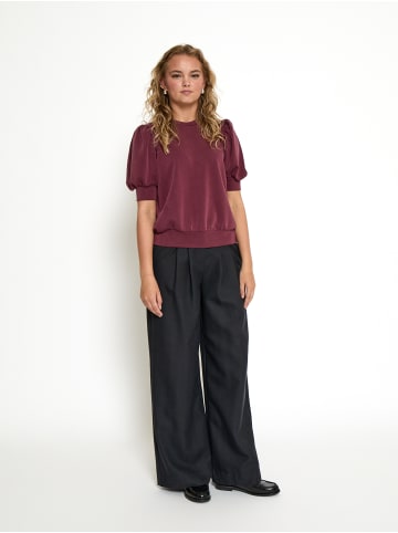 minus T-Shirt in Cordovan