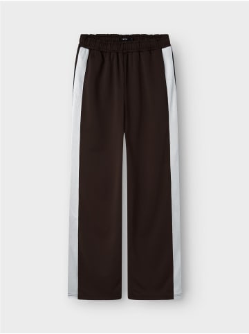 name it Hose in Chocolate Brown