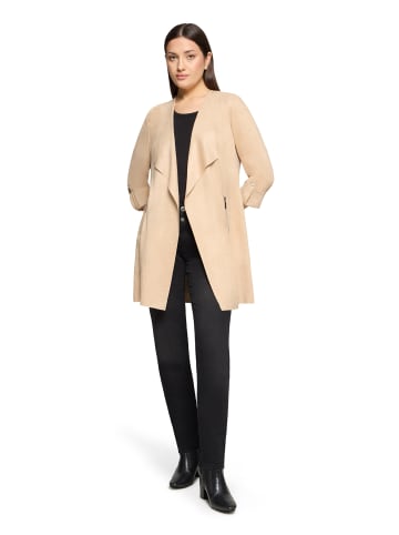 Betty Barclay Blazer in camel