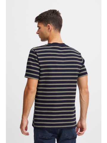 CASUAL FRIDAY T-Shirt CFThor structured striped tee in Grün