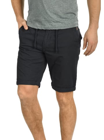 BLEND Chinoshorts in schwarz