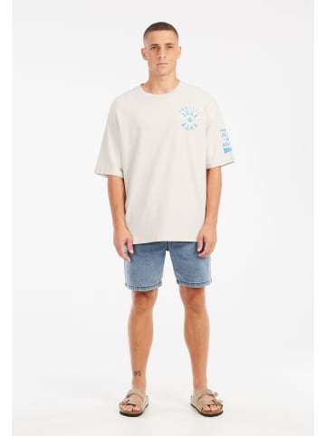 Protest " PRTAval in Kitoffwhite