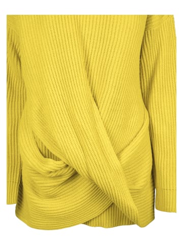 Urban Classics Crew Neck Jumpers in lemonmustard