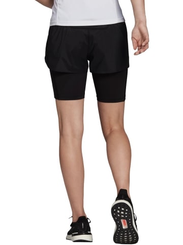 adidas Short in Schwarz